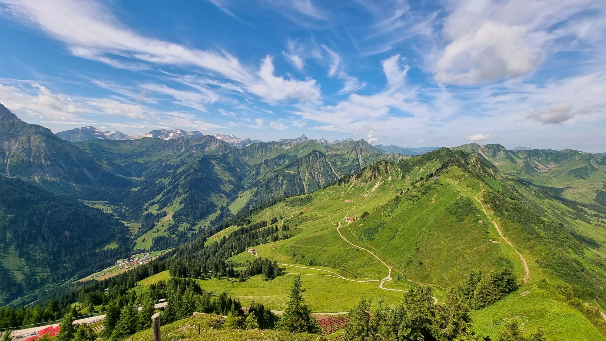 Bergwelt im Allgäu und Kleinwalsertal.